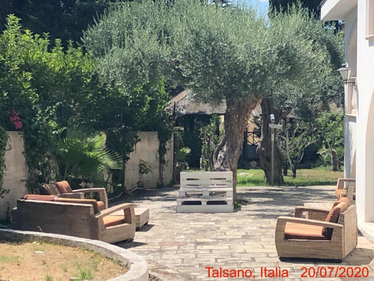 Relais Villa Lama Boutique Hotel Tarento Exterior foto
