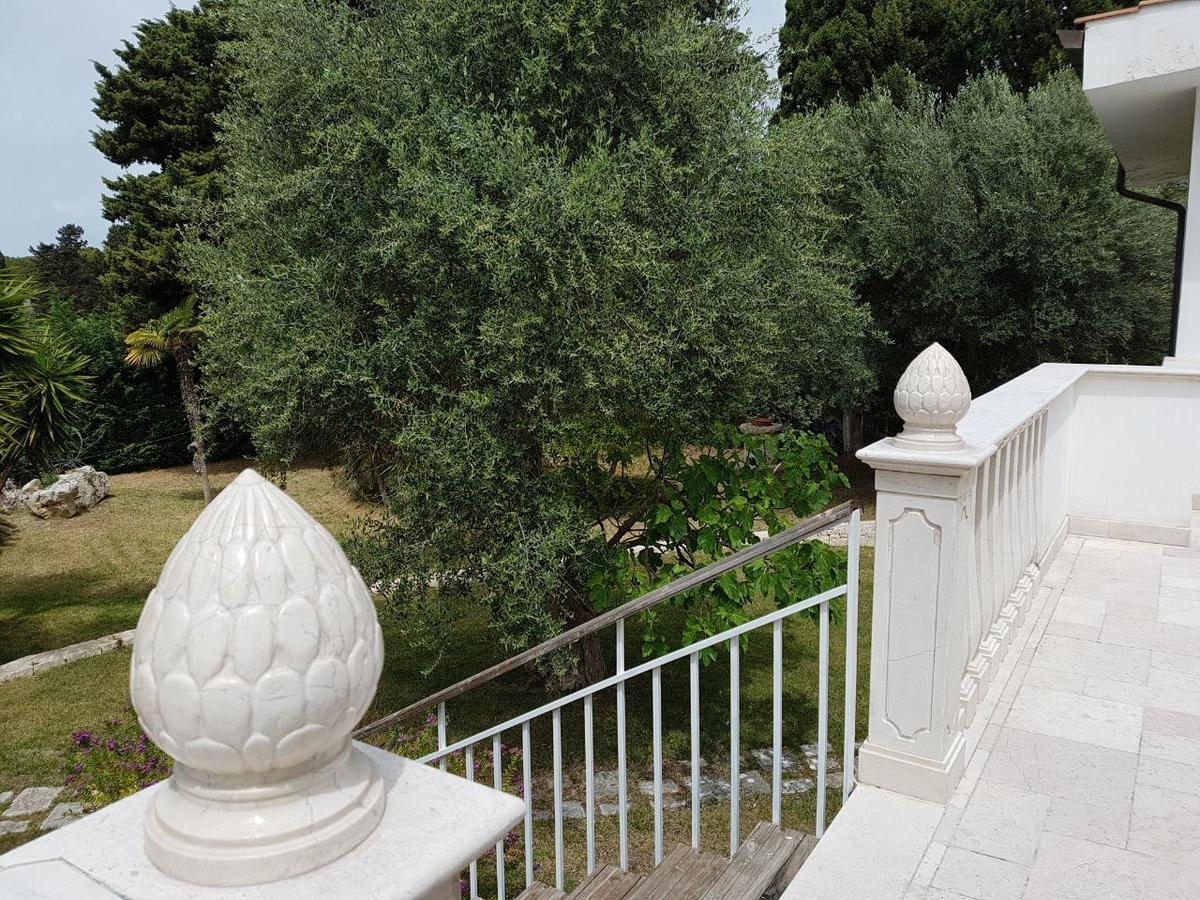 Relais Villa Lama Boutique Hotel Tarento Exterior foto